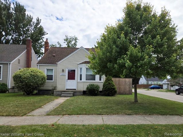 1489 West Boulevard, Berkley, MI 48072