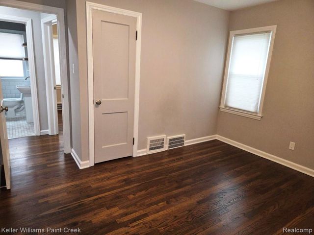 1489 West Boulevard, Berkley, MI 48072