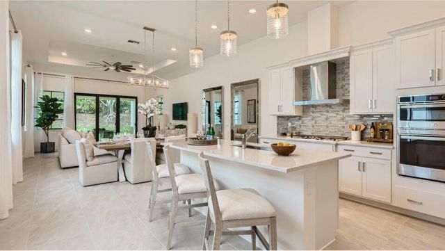 504 SE Fascino Circle, Port St Lucie, FL 34984