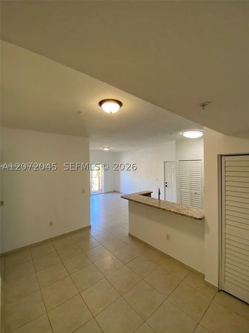 7240 NW 114th Ave 305, Doral, FL 33178
