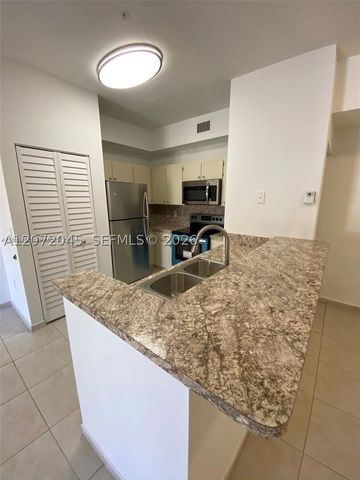 7240 NW 114th Ave 305, Doral, FL 33178