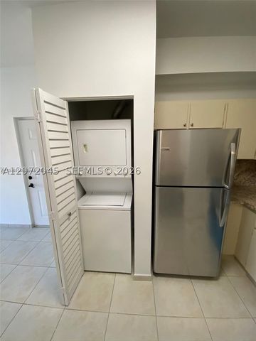 7240 NW 114th Ave 305, Doral, FL 33178