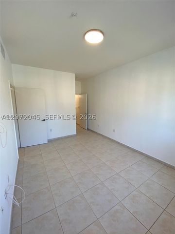 7240 NW 114th Ave 305, Doral, FL 33178