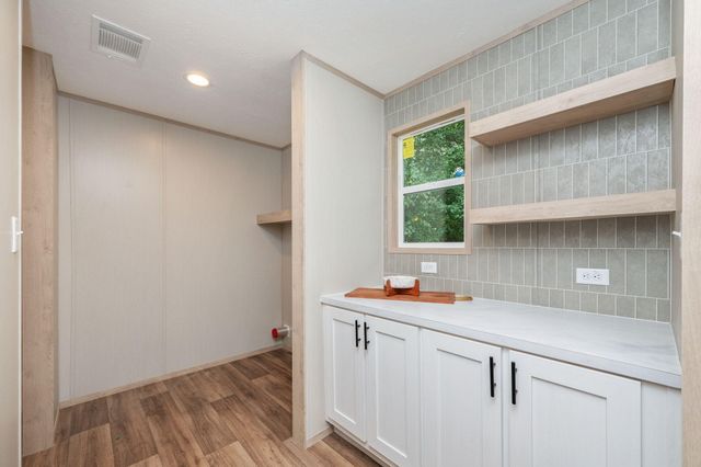 493 Marigold Avenue, Defuniak Springs, FL 32433