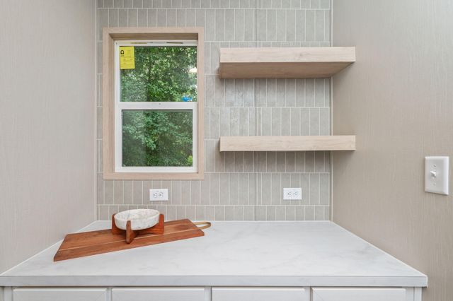 493 Marigold Avenue, Defuniak Springs, FL 32433