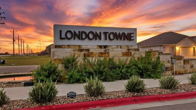 1261 Thames Chase Dr, Corpus Christi, TX 78415