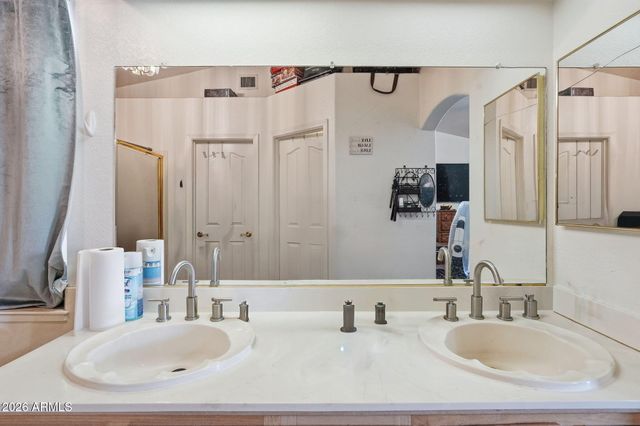 9584 W TINAJAS Drive W, Arizona City, AZ 85123