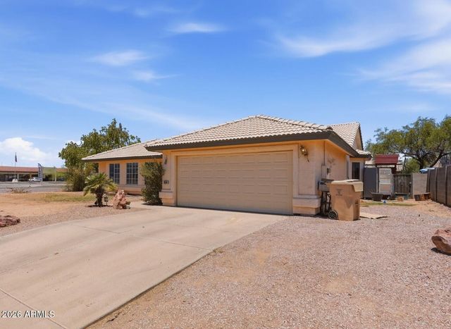 9584 W TINAJAS Drive W, Arizona City, AZ 85123