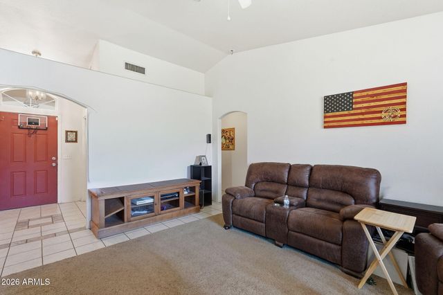 9584 W TINAJAS Drive W, Arizona City, AZ 85123