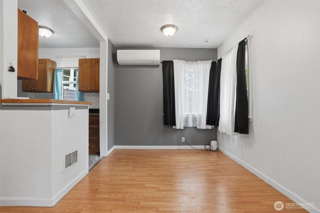 3706 W Arsenal, Bremerton, WA 98312