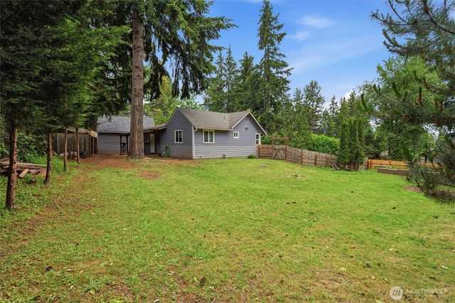 3706 W Arsenal, Bremerton, WA 98312