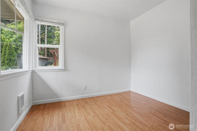 3706 W Arsenal, Bremerton, WA 98312