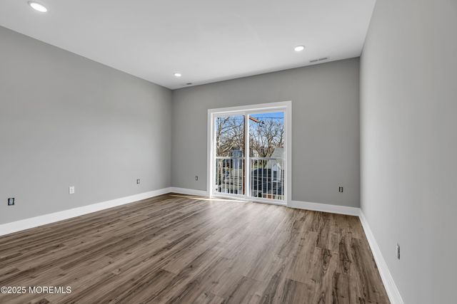 33 Union Avenue, Manasquan, NJ 08736