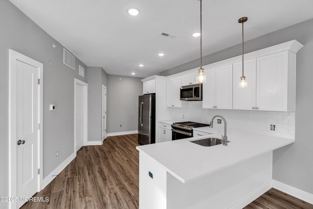 33 Union Avenue, Manasquan, NJ 08736