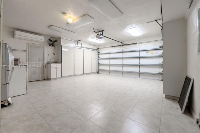7410 Loch Ness Dr, Miami Lakes, FL 33014