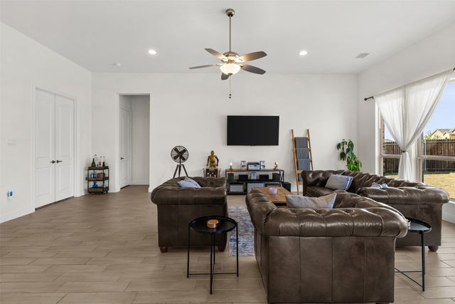 208 Sequoia, Forney, TX 75126