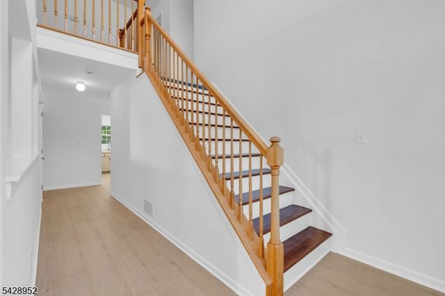 4 Leigh Rd, Hillsborough Twp., NJ 08844