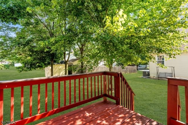 4 Leigh Rd, Hillsborough Twp., NJ 08844