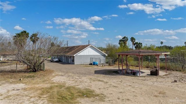 3105 N Hoehn Road, Edinburg, TX 78541