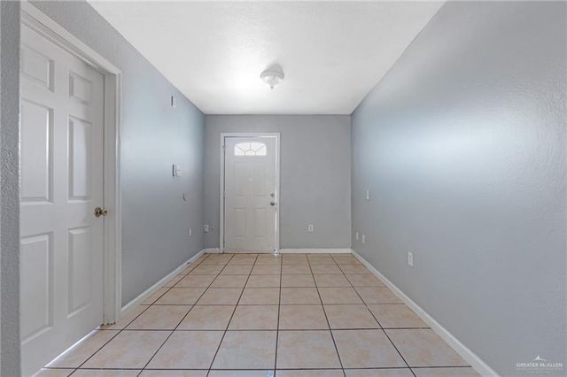 3105 N Hoehn Road, Edinburg, TX 78541