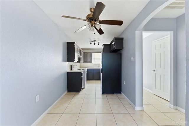 3105 N Hoehn Road, Edinburg, TX 78541