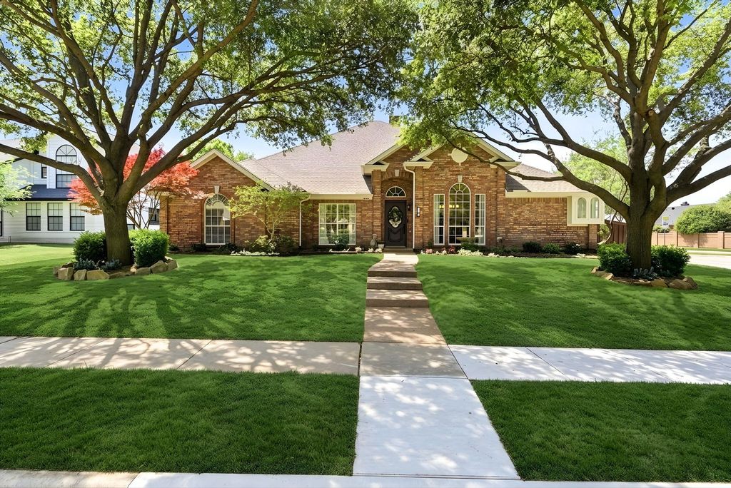 4448 Bentley Drive, Plano, TX 75093