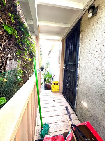 2813 E Cesar Chavez Avenue, Los Angeles, CA 90033