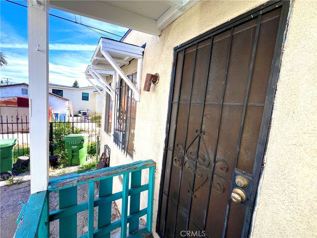 2813 E Cesar Chavez Avenue, Los Angeles, CA 90033