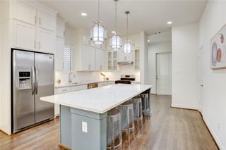 6604 Eureka Street, Houston, TX 77008