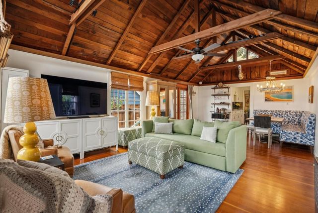 313 14th Street, Pacific Grove, CA 93950