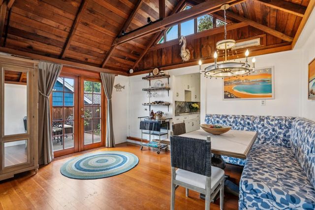 313 14th Street, Pacific Grove, CA 93950