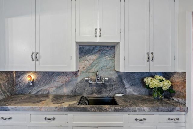 313 14th Street, Pacific Grove, CA 93950