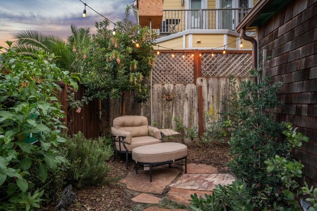 313 14th Street, Pacific Grove, CA 93950