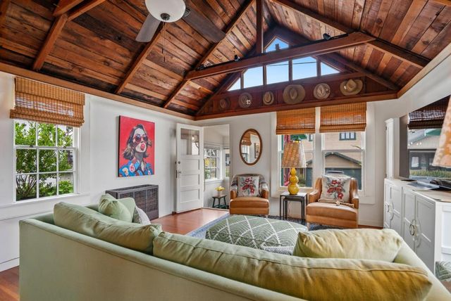 313 14th Street, Pacific Grove, CA 93950