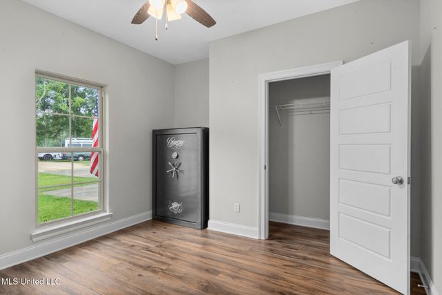 12 Lawson Taylor Road, Carriere, MS 39426