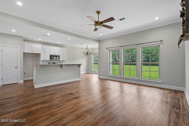 12 Lawson Taylor Road, Carriere, MS 39426