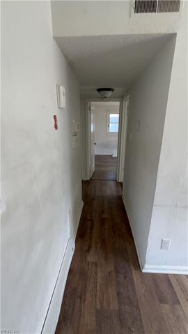 604 Amick RD, Chesapeake, VA 23325