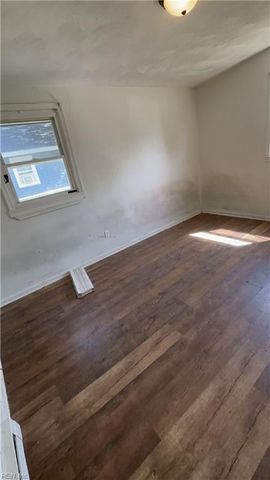 604 Amick RD, Chesapeake, VA 23325