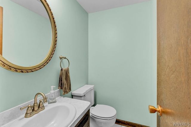 490 Sprucewood Ter Terrace, Amherst, NY 14221