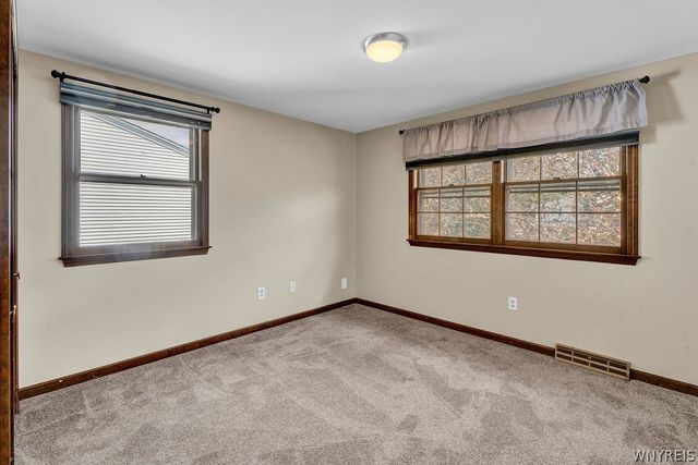 490 Sprucewood Ter Terrace, Amherst, NY 14221