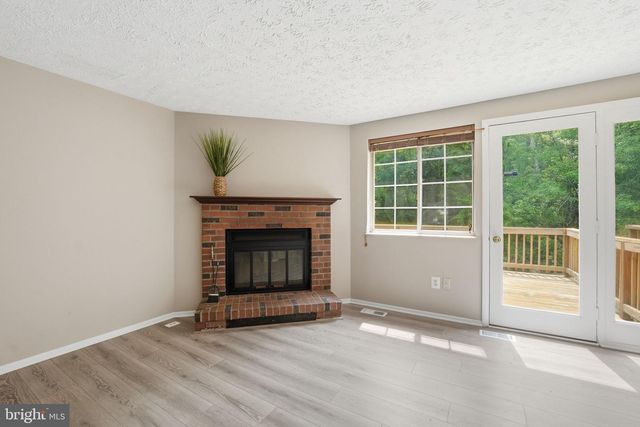 8759 KANAWHA CT, Lorton, VA 22079