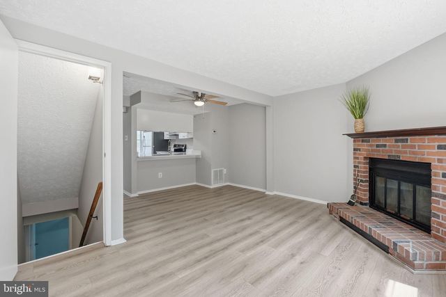8759 KANAWHA CT, Lorton, VA 22079