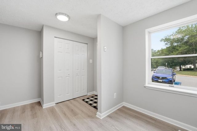 8759 KANAWHA CT, Lorton, VA 22079