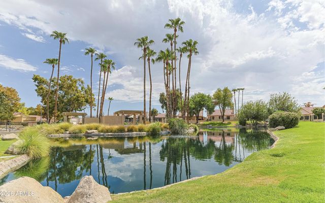 562 S DANYELL Drive, Chandler, AZ 85225