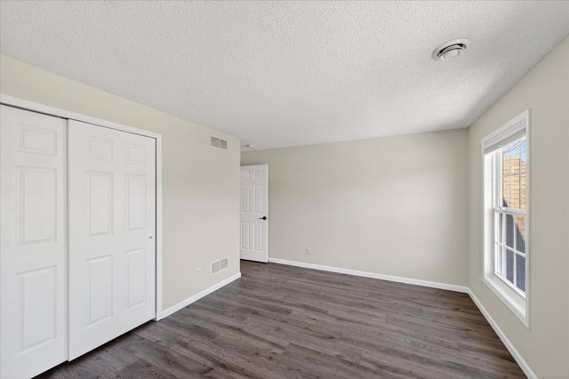 330 Heritage Trail, Circle Pines, MN 55014