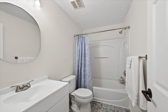 330 Heritage Trail, Circle Pines, MN 55014