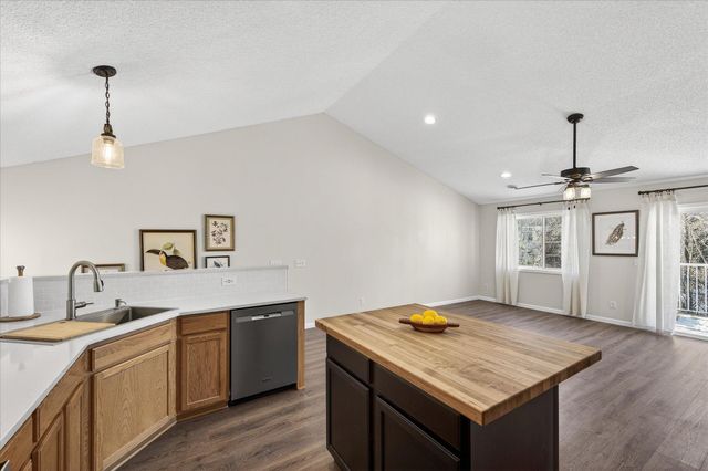 330 Heritage Trail, Circle Pines, MN 55014