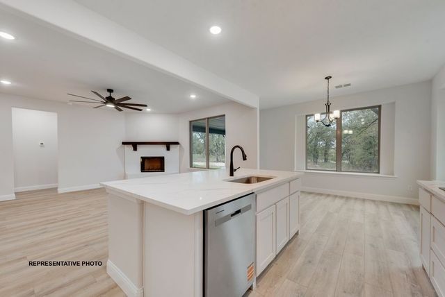 143 Rj Smith Drive, Boyd, TX 76023
