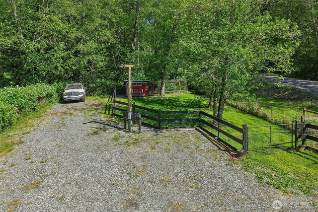 21199 Grip Road, Sedro Woolley, WA 98284