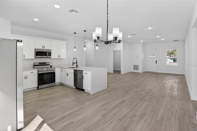 9690 N CORTLANDT DRIVE, Citrus Springs, FL 34434